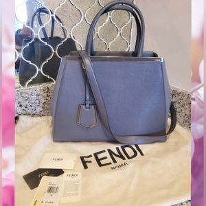 RARE💕-FENDI 💕medium 2jours 